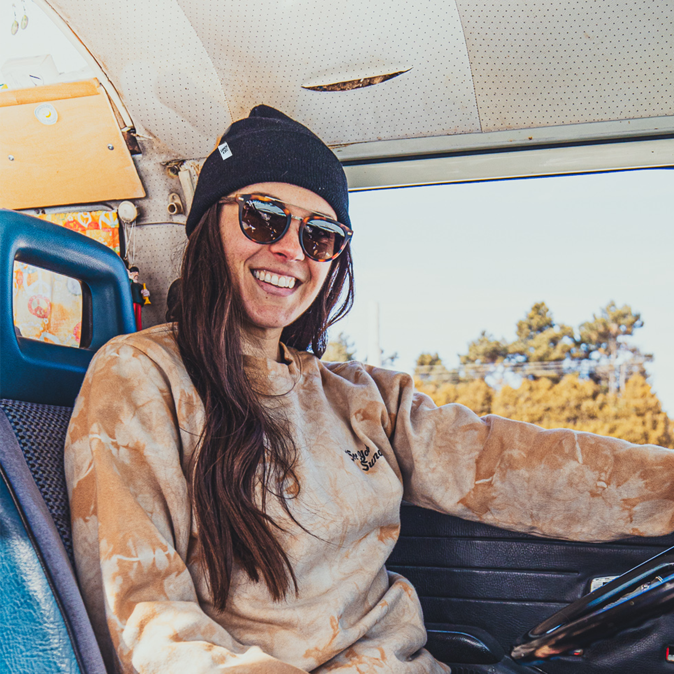 ON THE ROAD BEANIE BLACK